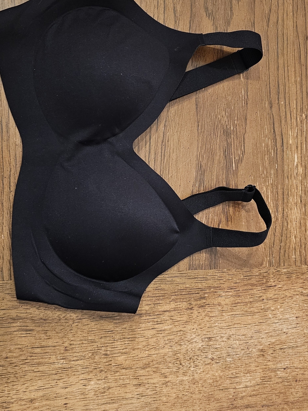 Black Seamless  Bra - (Brand Unbranded)